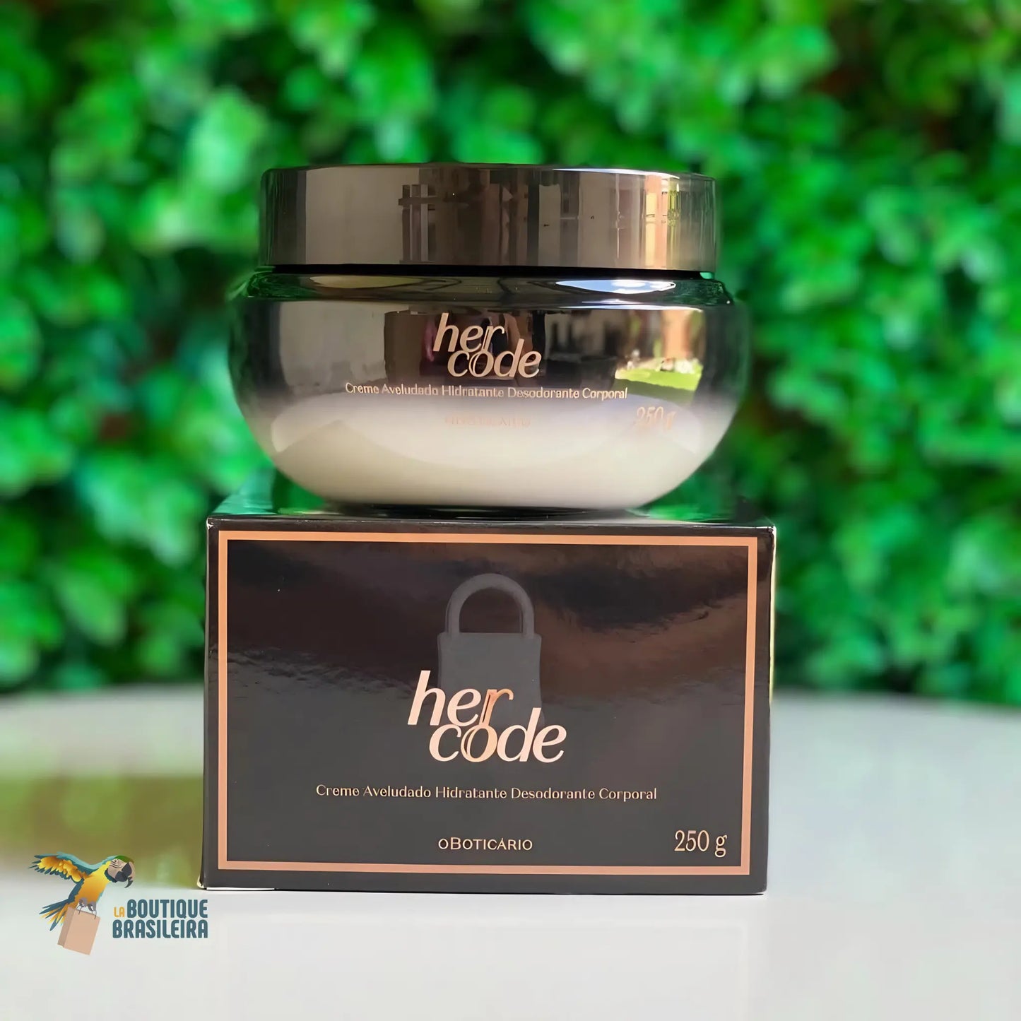Crème Corps Her Code 250 g — pot de profil, parfum boisé fruité