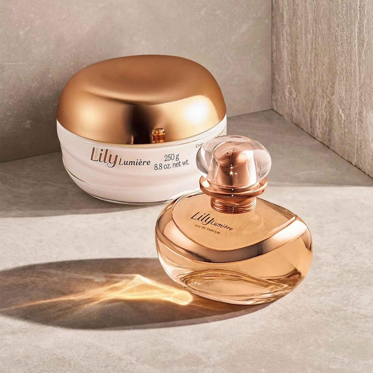 Coffret cadeau Lily Lumière O Boticário — visuel d'ambiance