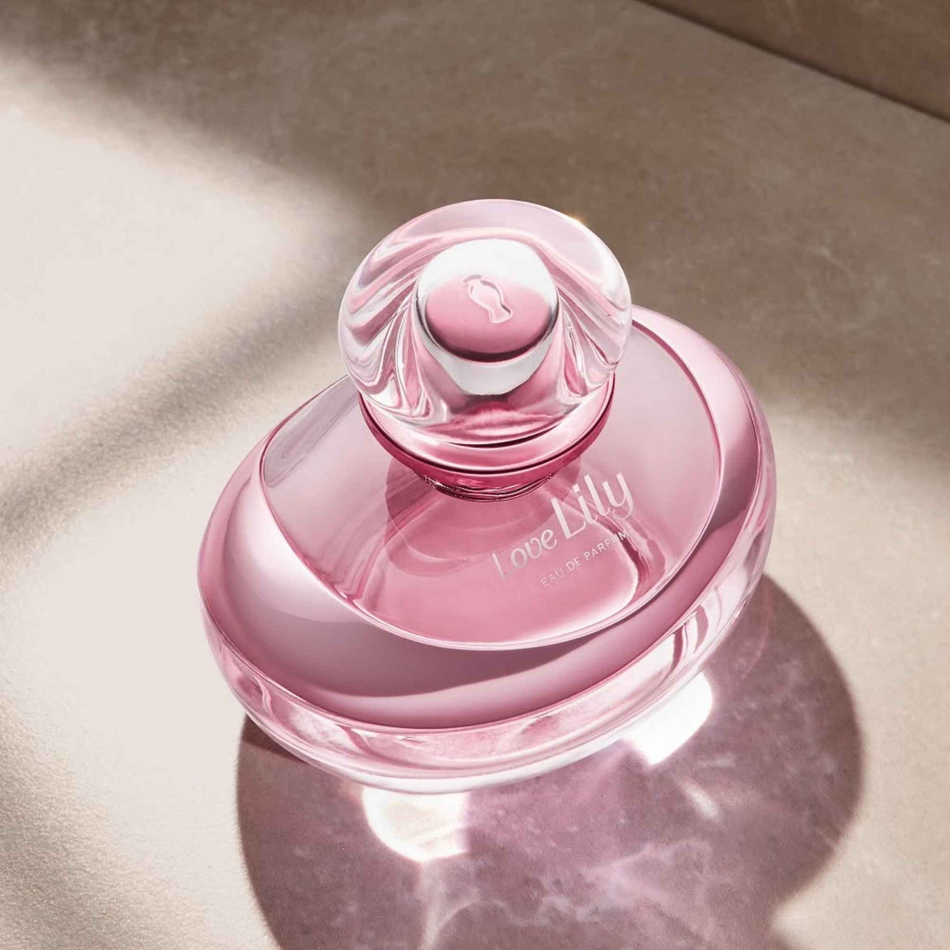 Eau de Parfum Love Lily 75 ml O Boticário — visuel d'ambiance