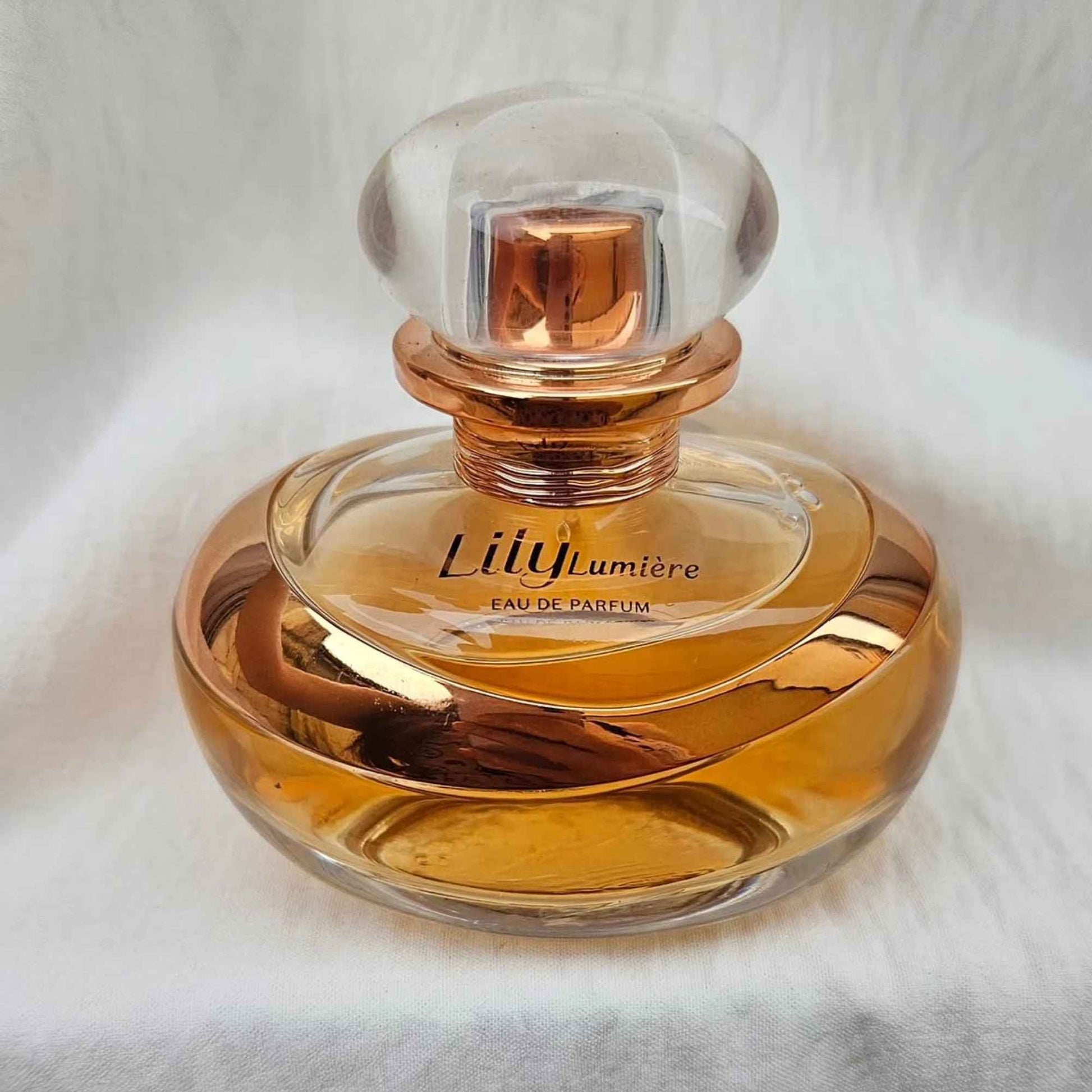Eau de Parfum Lily Lumière 75 ml O Boticário — visuel d'ambiance