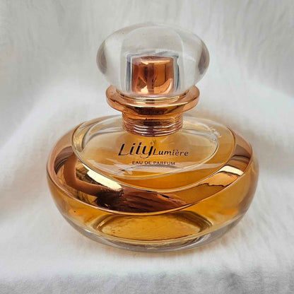 Eau de Parfum Lily Lumière 75 ml O Boticário — visuel d'ambiance