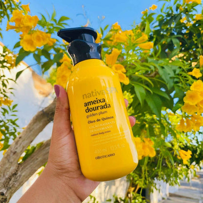 Lotion hydratante corps Nativa Spa Ameixa Dourada 400 ml O Boticário — texture de la lotion