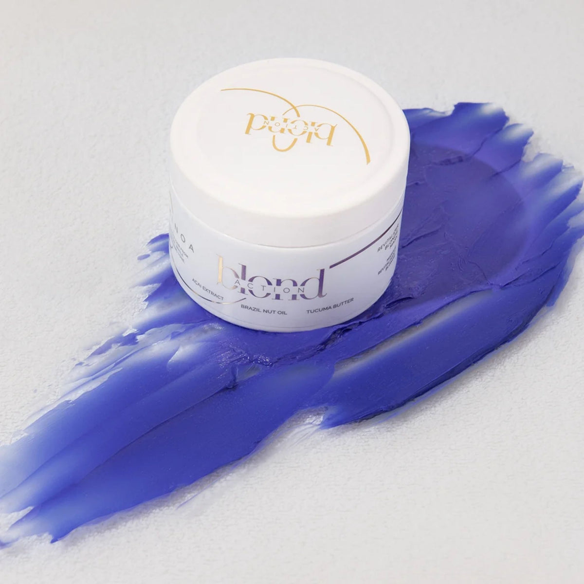 Minoa Blondie – Masque revitalisant déjaunissant 200 g – mise en scène du produit