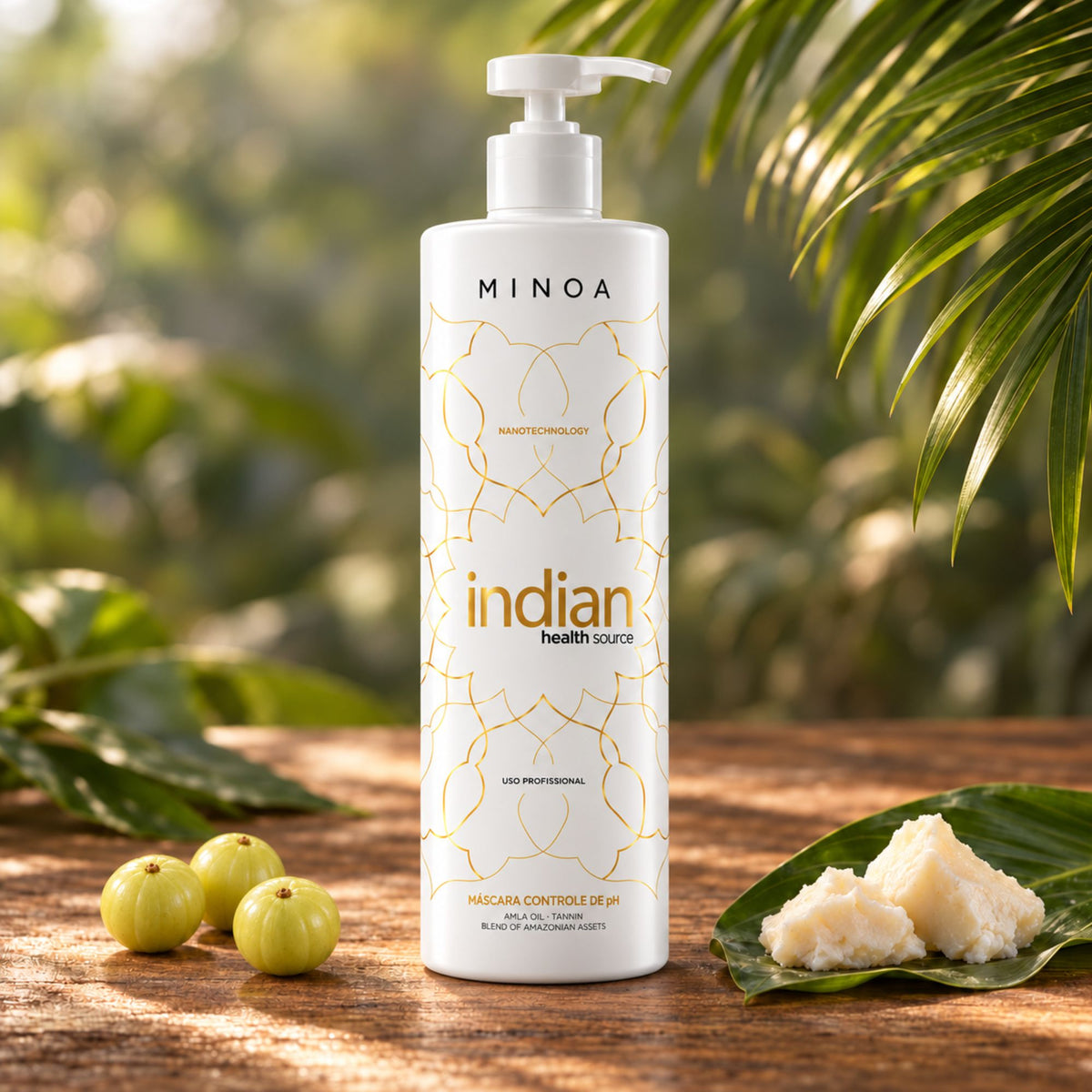 Masque contrôle pH Minoa Indian Health Source 1 L dans un décor végétal avec amla